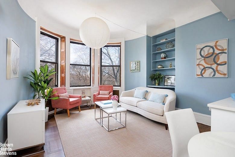 292 Riverside Drive #3AB