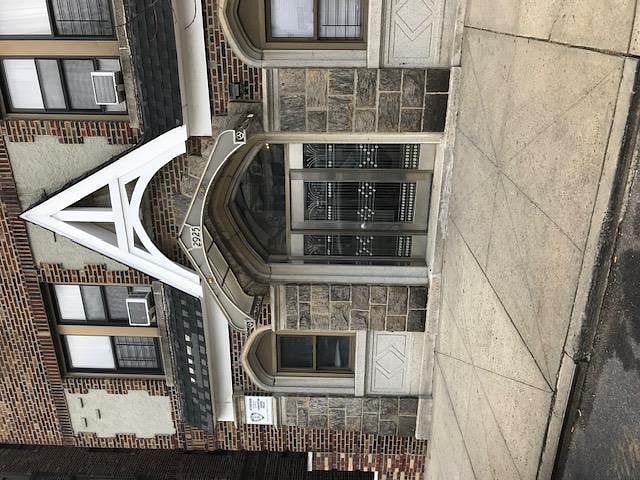 2925 Matthews Avenue #5F