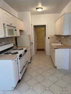 Image 1 of 20 for 2925 Matthews Avenue #5F in Bronx, NY, 10467