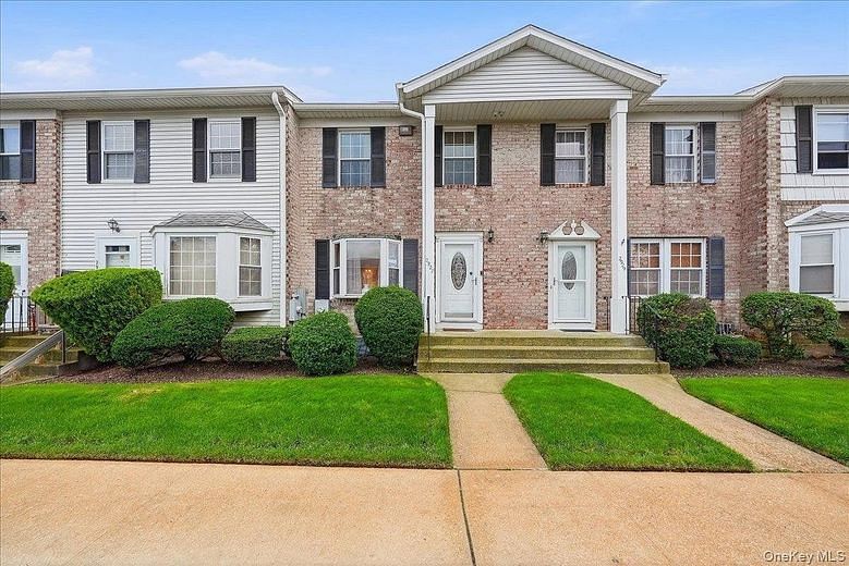 2927 Grand Avenue #16