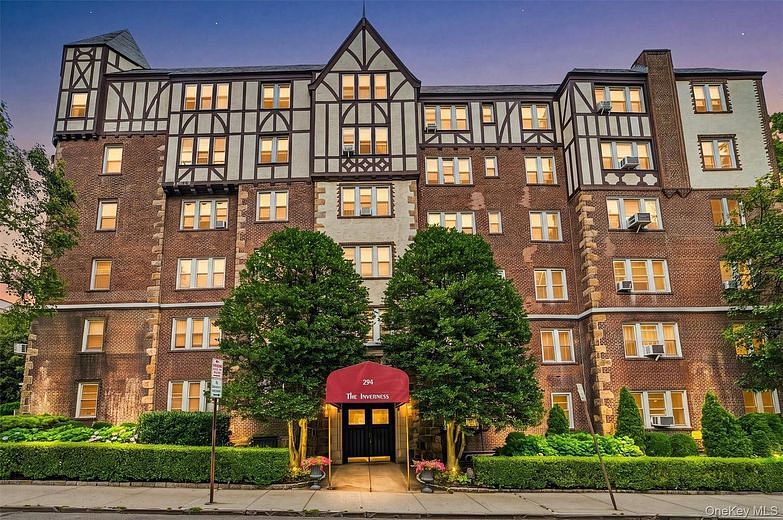 294 Bronxville Road #1F