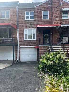 Image 1 of 28 for 2943 Lurting Avenue in Bronx, NY, 10469