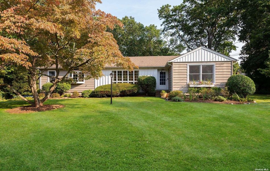 Image 1 of 23 for 12 Cranbrook Drive in Long Island, Centerport, NY, 11721