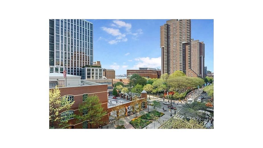 295 Greenwich Street #6C