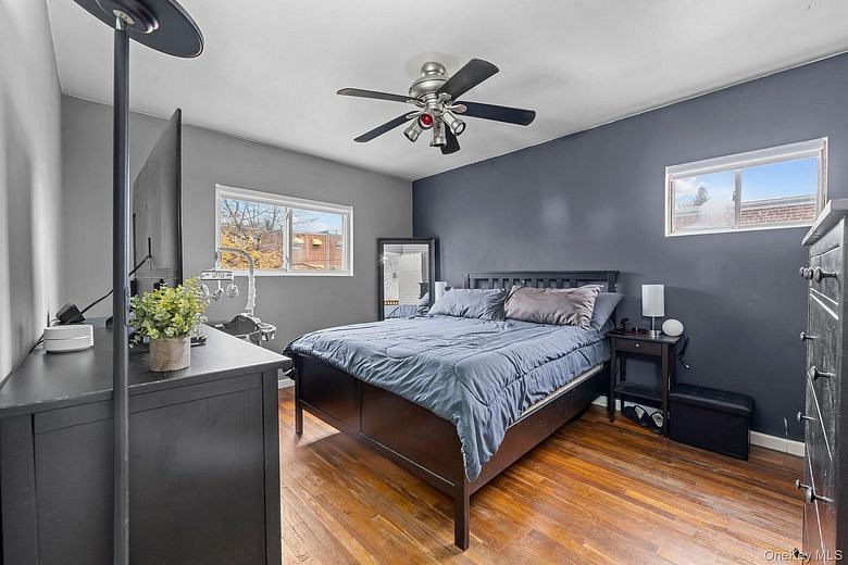 2953 Kingsland Avenue