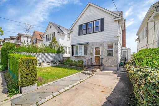 Image 1 of 36 for 296 Sommerville Place in Westchester, Yonkers, NY, 10703