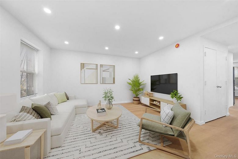 296 W 137th Street #296A