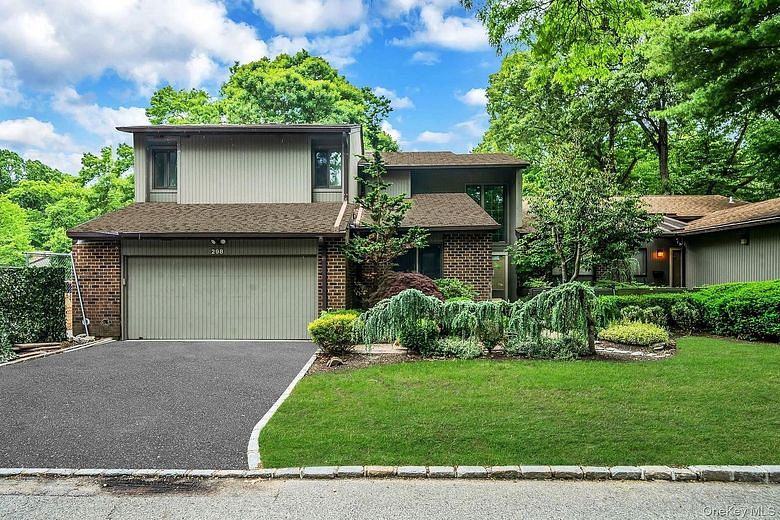 298 Vista Drive