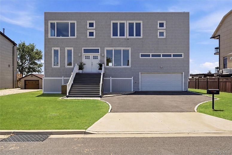 298 W Lido Promenade