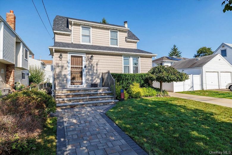 2989 Grand Boulevard