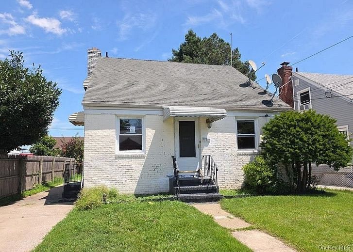 299 Locust Avenue