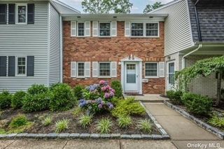 Image 1 of 14 for 152 Village Drive #152 in Long Island, Hauppauge, NY, 11788