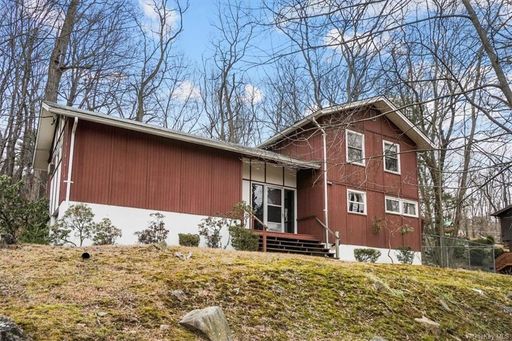 Image 1 of 34 for 125 Old Post Road N in Westchester, Cortlandt, NY, 10520