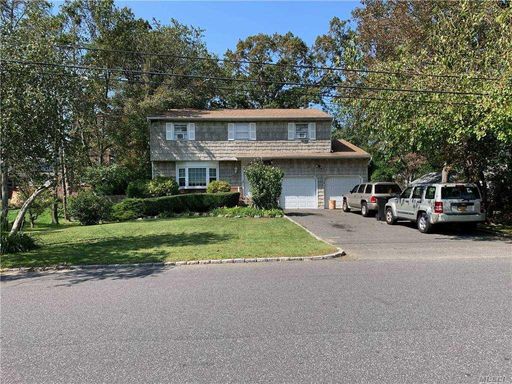 Image 1 of 5 for 36 Arbour St in Long Island, West Islip, NY, 11795