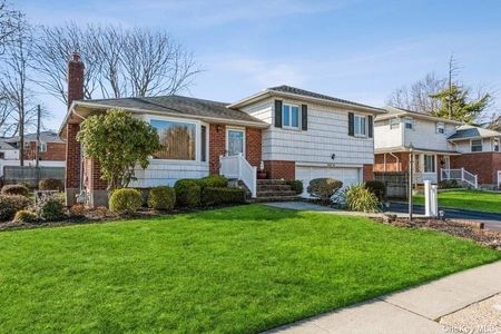 Image 1 of 20 for 21 Vista Road in Long Island, Plainview, NY, 11803