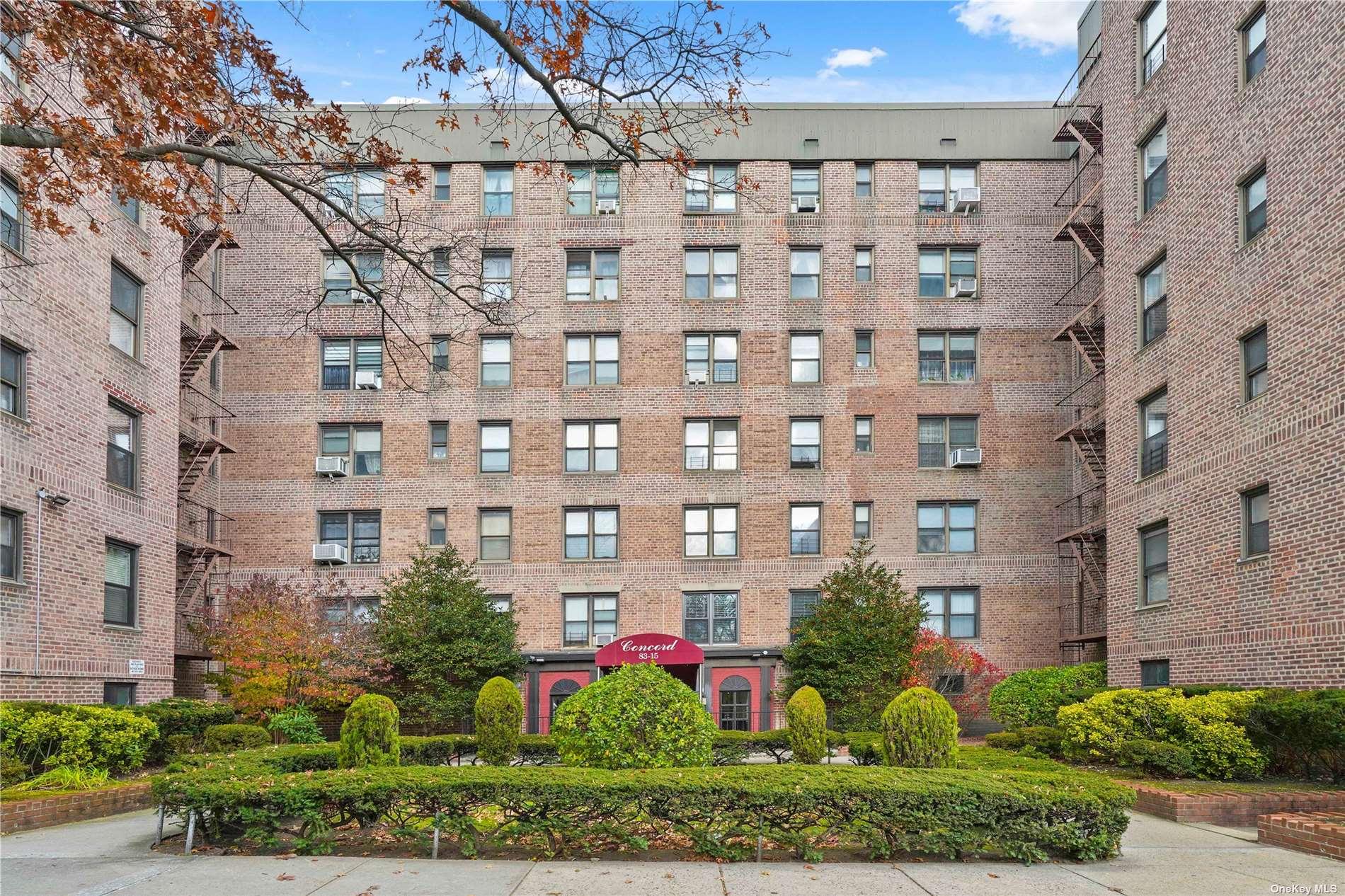 83-15 98 Street #3M in Queens, Woodhaven, NY 11421