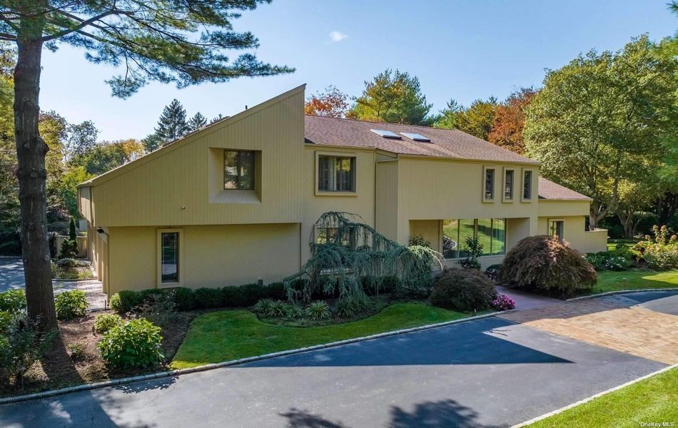 Image 1 of 26 for 2 Deepwood Court in Long Island, Old Westbury, NY, 11568