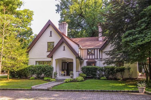 Image 1 of 33 for 16 Park Road in Westchester, Irvington, NY, 10533
