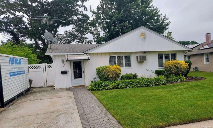 Image 1 of 8 for 396 Argyle Road in Long Island, East Meadow, NY, 11554