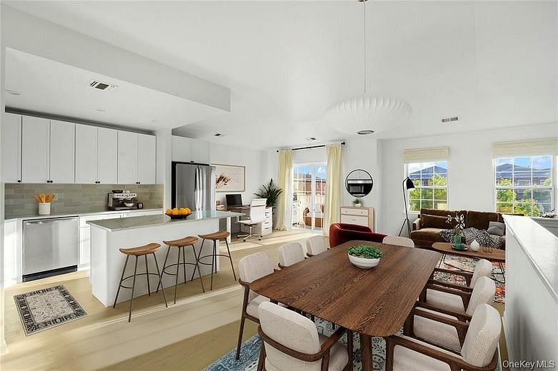 3-17 Endeavor Place #C