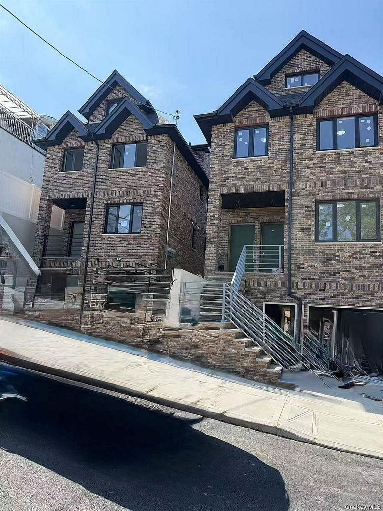 3-24 125th Street #3-22