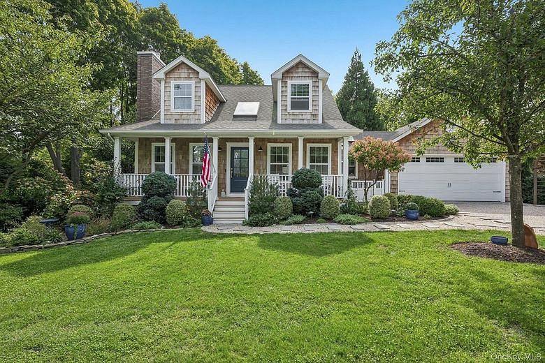 3 Andiron Lane