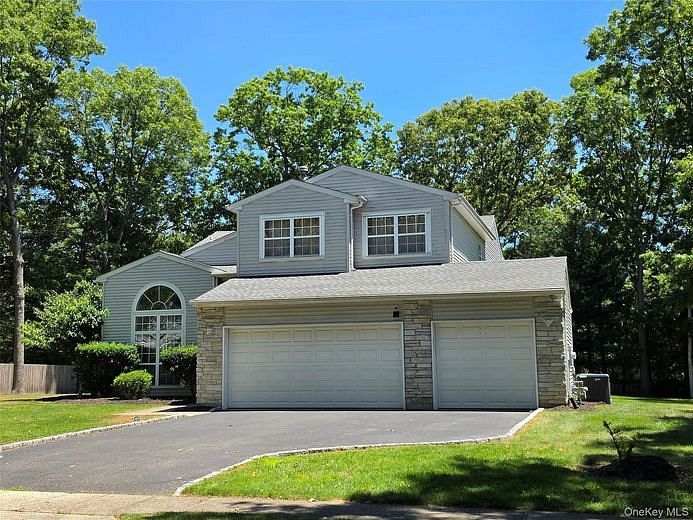 3 Arbor Field Way