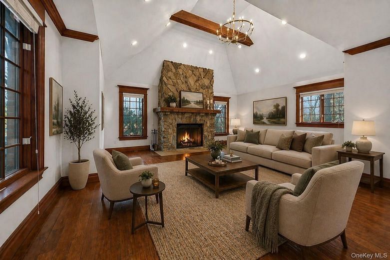 3 Chestnut Court