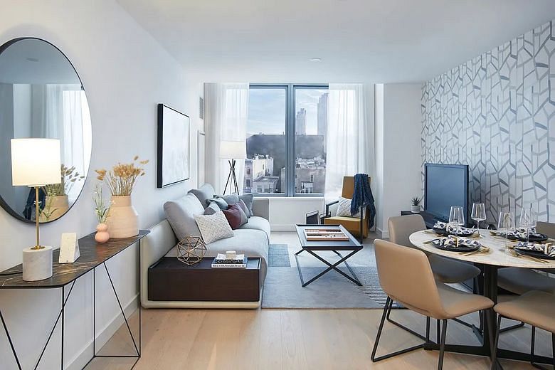 3 Court Square #3307