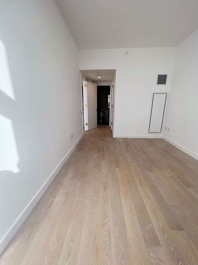 3 Court Square #6201