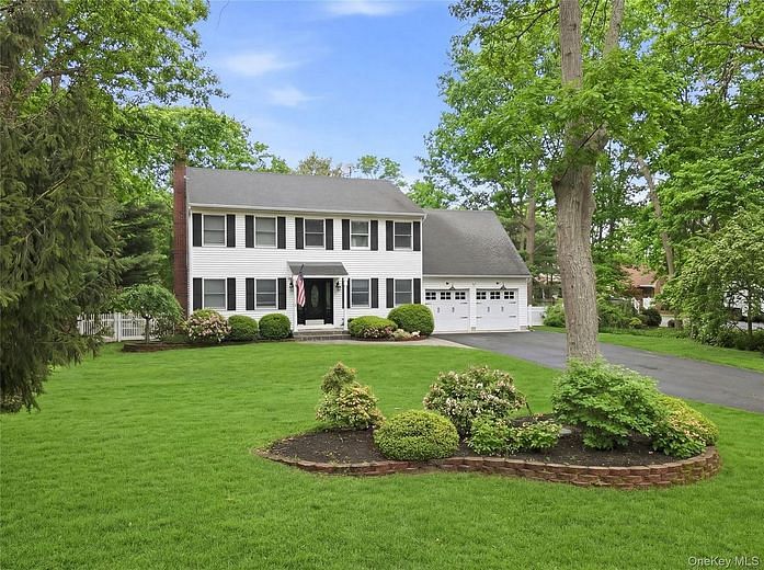 3 Hampton Drive