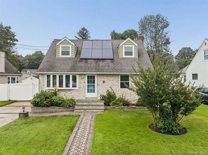 3 Hillcrest Drive