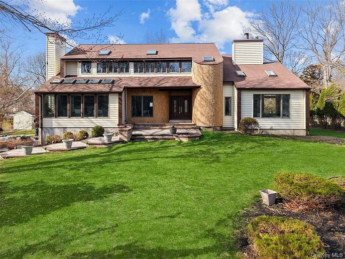 3 Indian Valley Road