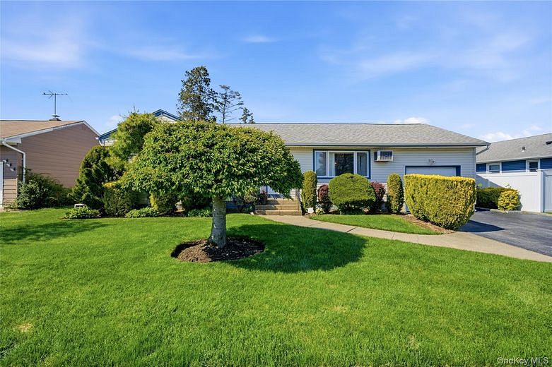 3 Lenore Avenue