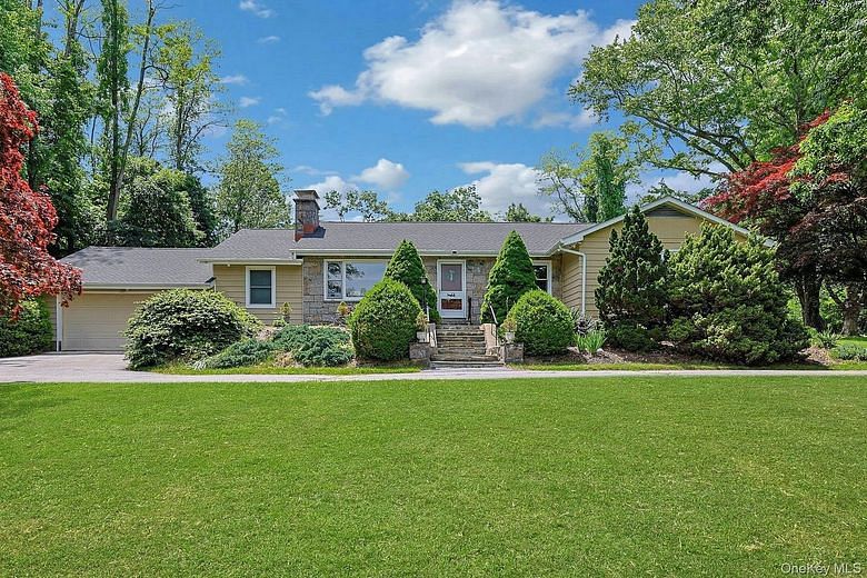 3 Meadow Park Road