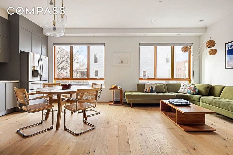 3 Ridgewood Place #2