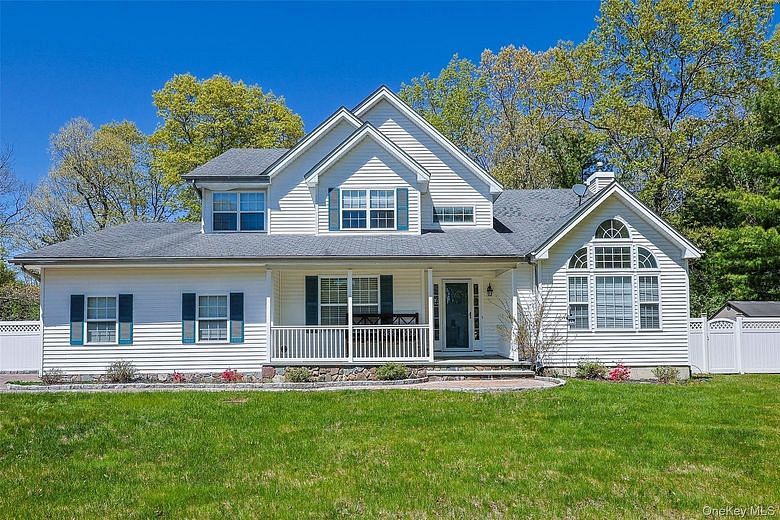 3 Sander Court