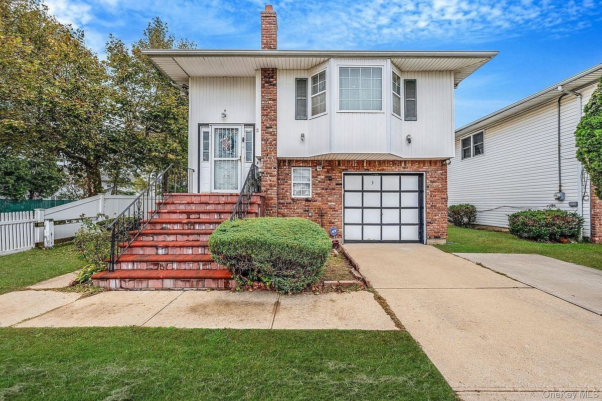 Image 1 of 18 for 3 Tompkins Place in Long Island, Hempstead, NY, 11550