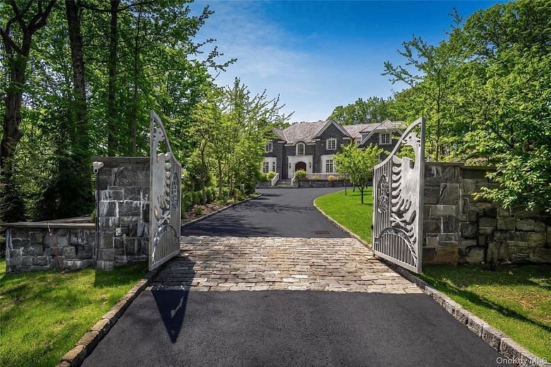 3 Vincent Lane