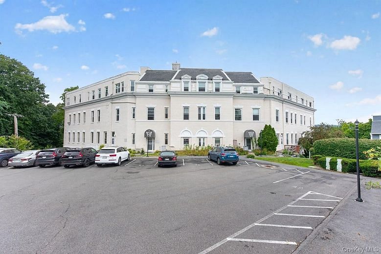 3 Waterview Estate