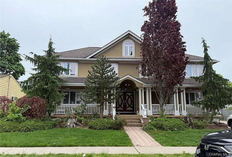 30 3rd Avenue