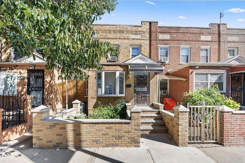 30-63 37th Street