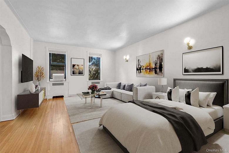 30-83 Crescent Street #2B