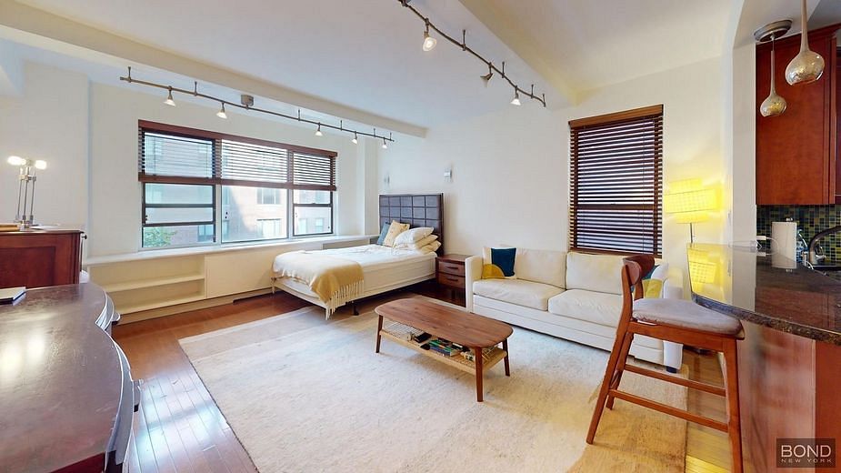 30 East 37th Street #6H