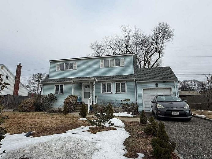 30 Eastwood Boulevard