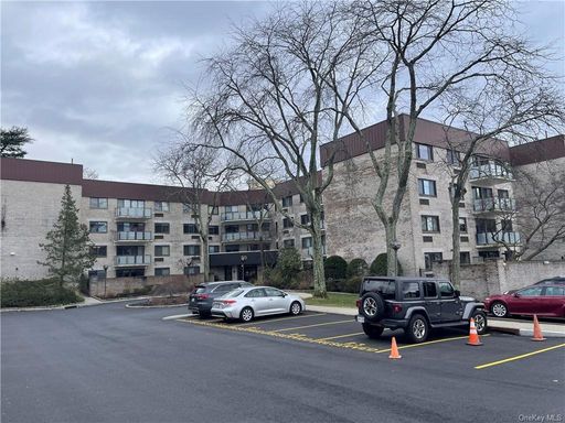 Image 1 of 22 for 30 Greenridge Avenue #5K in Westchester, White Plains, NY, 10605
