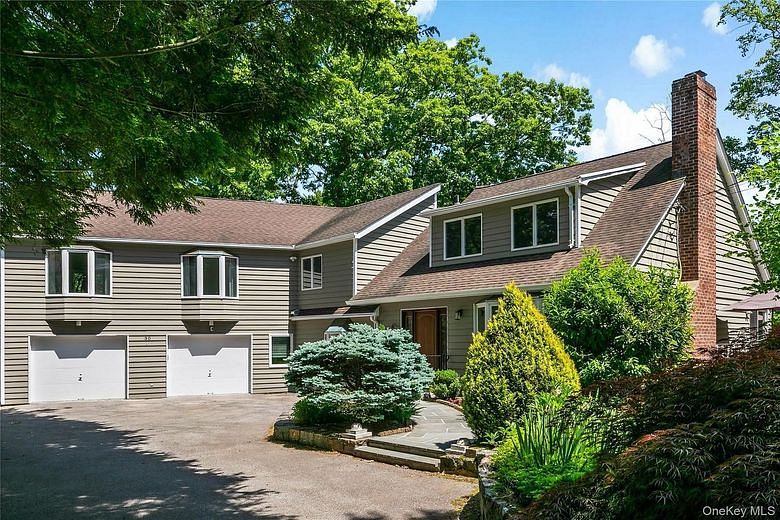 30 High Point Lane in Scarsdale | Yoreevo