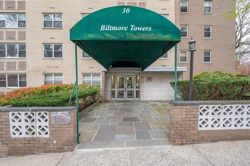 Image 1 of 31 for 30 Lake Street #11B in Westchester, White Plains, NY, 10603