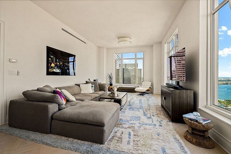 30 Park Place #55A