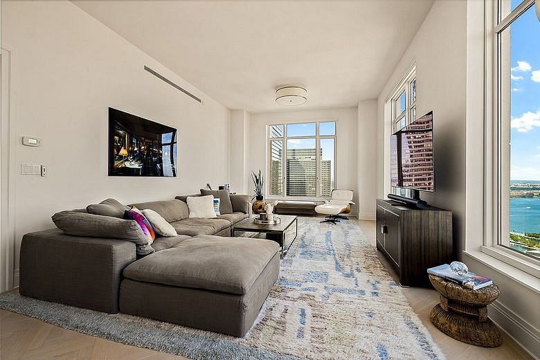 30 Park Place #55A